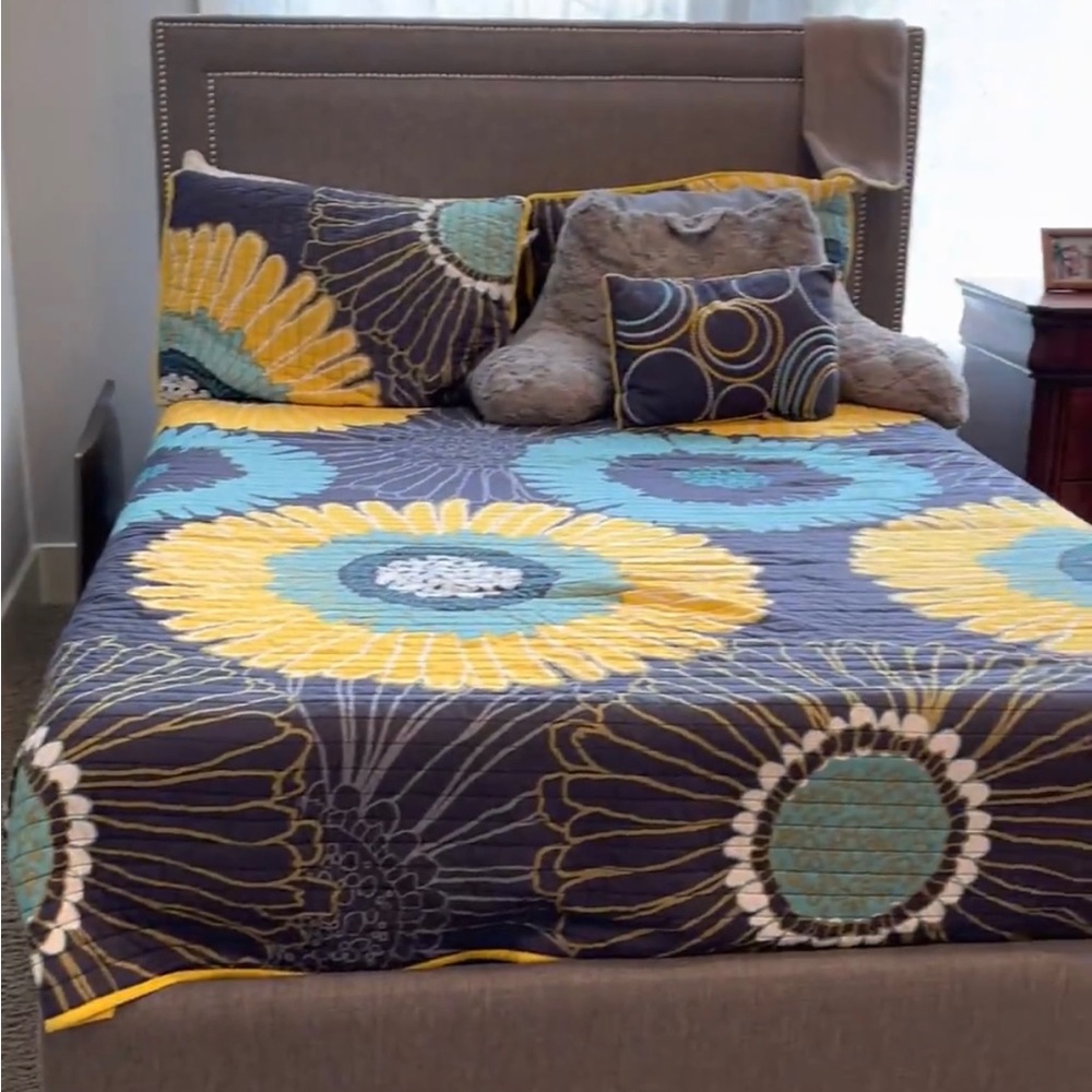 FULL/QUEEN Sunflower bedding 3pcs